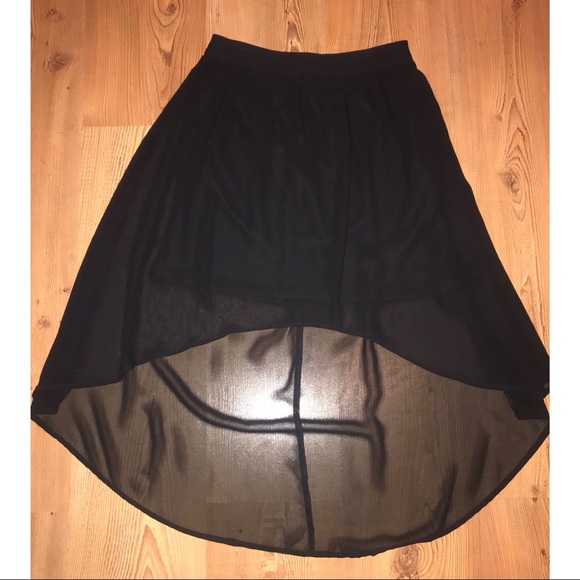 HIGH WAISTED HIGH LOW BLACK SILK SKIRT - Picture 1 of 4